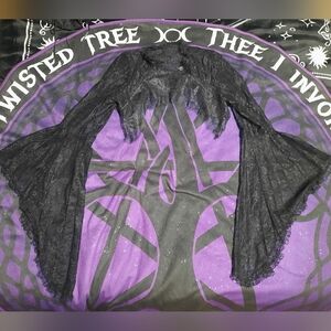 Black Lace Bell Sleeve Shrug